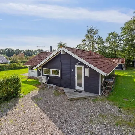 Frosina - 300m From The Sea By Interhome Holiday home