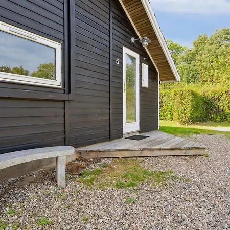 Frosina - 300m From The Sea By Interhome